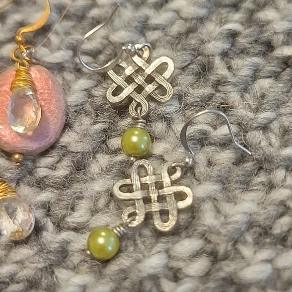 Handmade designer drop earrings - Picture 5 of 6